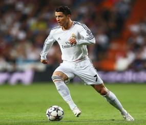 爱游戏-田径赛场焦点！日本队对阵英格兰队，老将回归赛场，再度燃起斗志